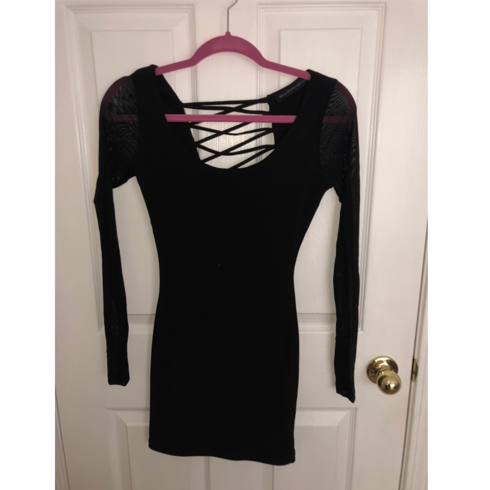 Zig zag open back little black dress